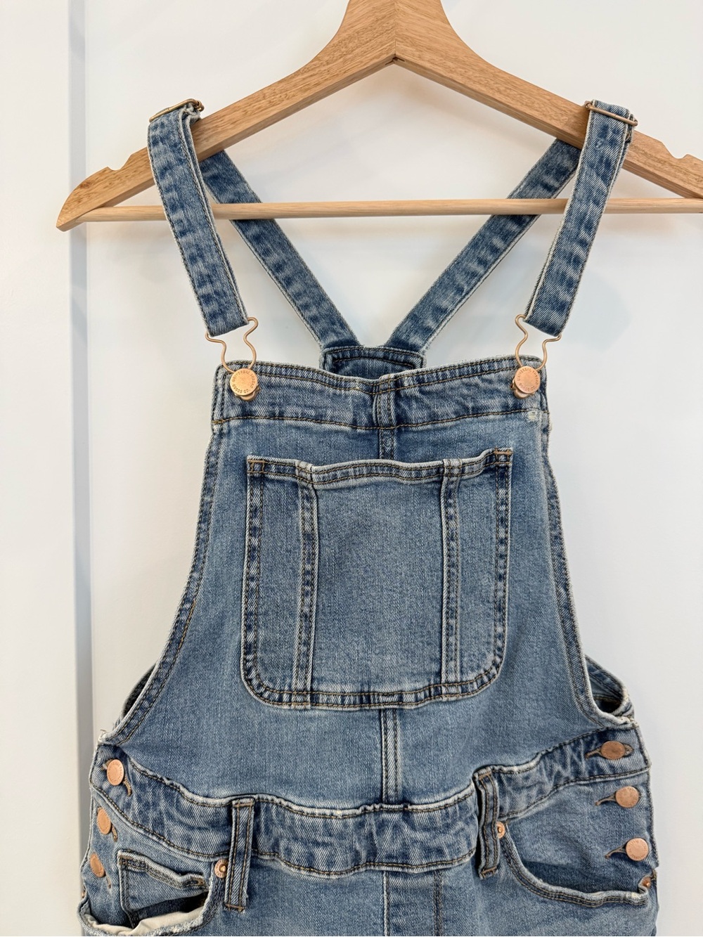 Classic Blue Denim Overalls Women’s Size 8 Universal Thread Copper Buttons